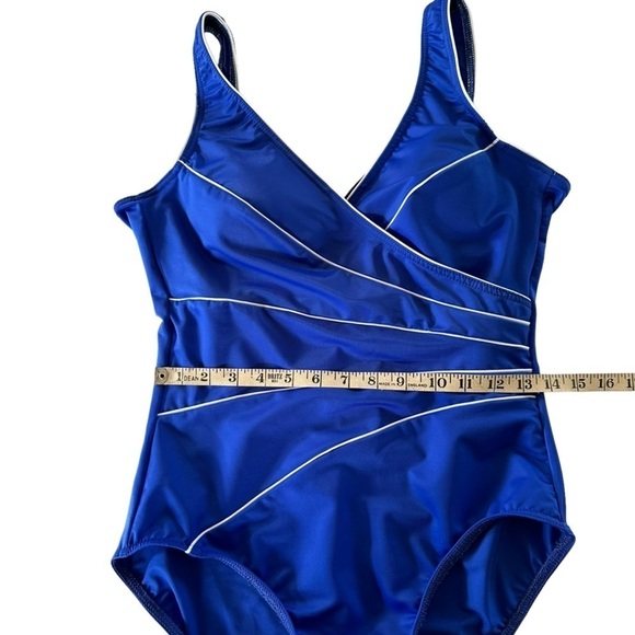 MIRACLESUIT MARINA BLUE WHITE STRIPPED ONE PIECE SWIMSUIT SIZE 12 - Picture 11 of 13